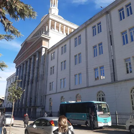 شقة Emily House فيير
