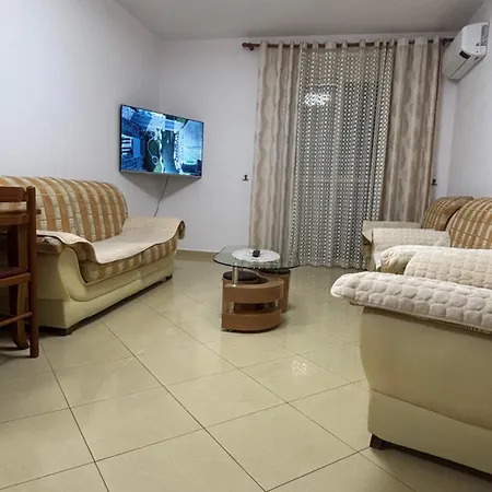 Emily House شقة *