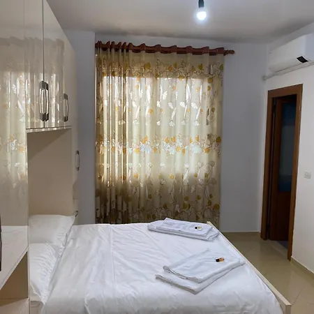 Emily House Lejlighed Fier